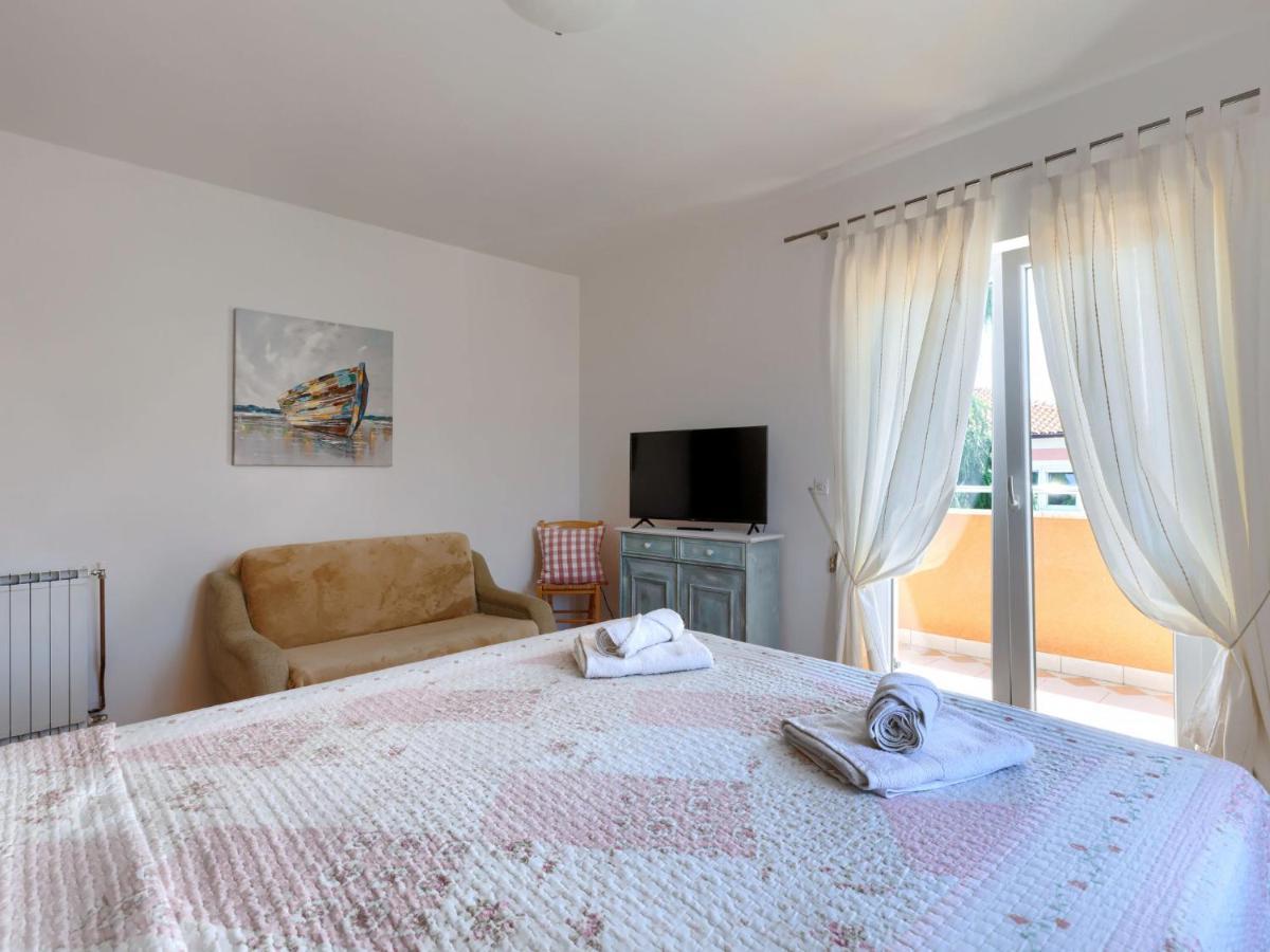 Apartment Villa Alba-2 By Interhome Umago Esterno foto